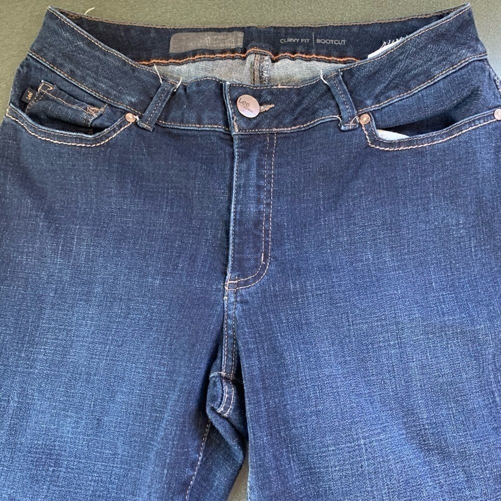 Lee curvy fit boot cut approximately 29/30.5